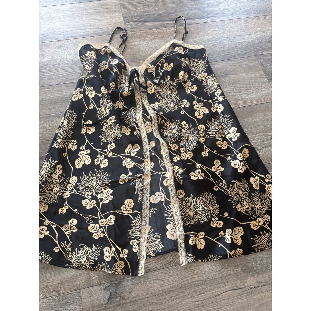 Victorias Secret Black Gold Floral Satin Lace Trim Babydoll Chemise Small